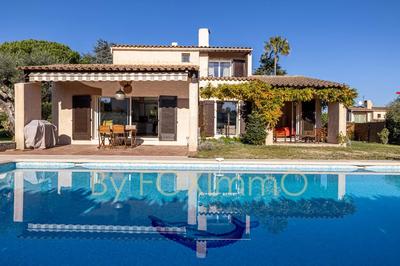 Maison - 147 m² - 6 pièces