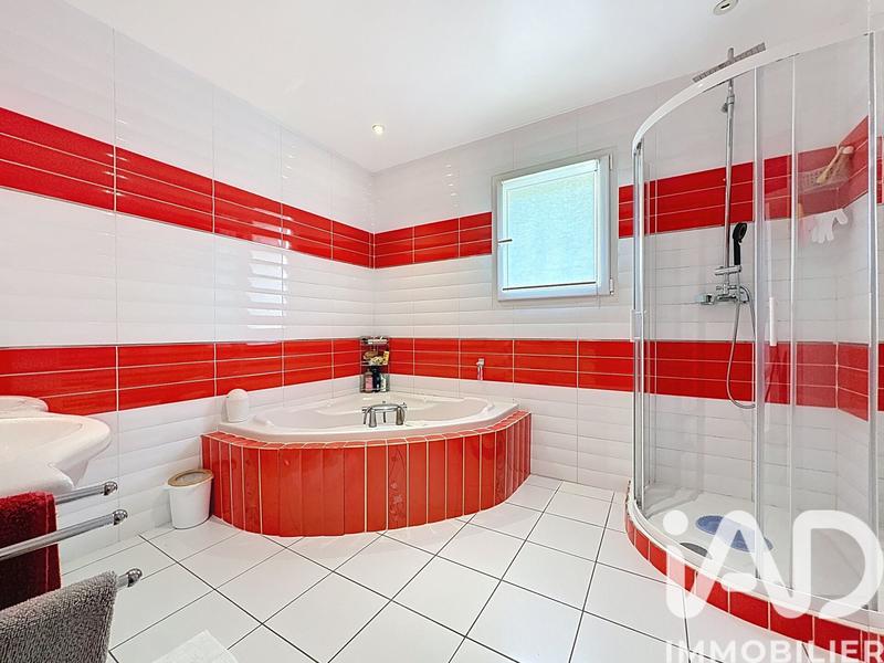 Maison - 114 m² - 4 pièces