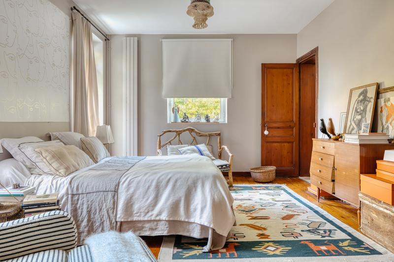 Maison - 313 m² - 13 pièces