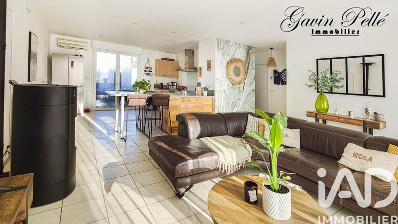 Maison - 93 m² - 4 pièces