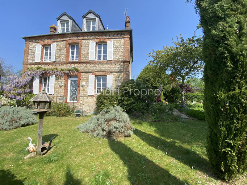 Maison - 140 m² - 6 pièces