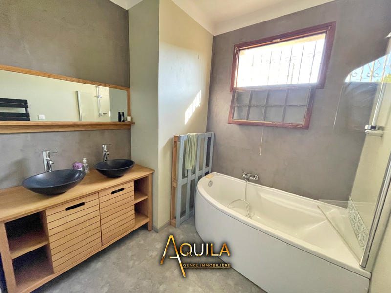 Villa - 93 m² - 5 pièces