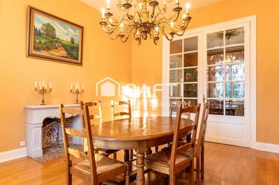 Maison de maîtres - 315 m² - 12 pièces