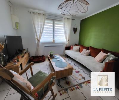 Maison - 89 m² - 5 pièces