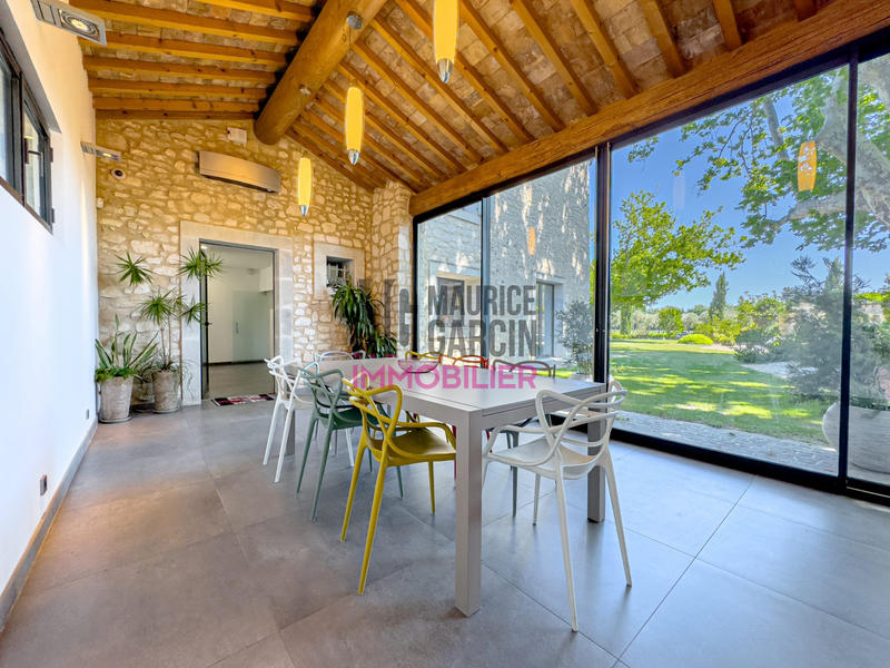 Maison - 468 m² - 7 pièces