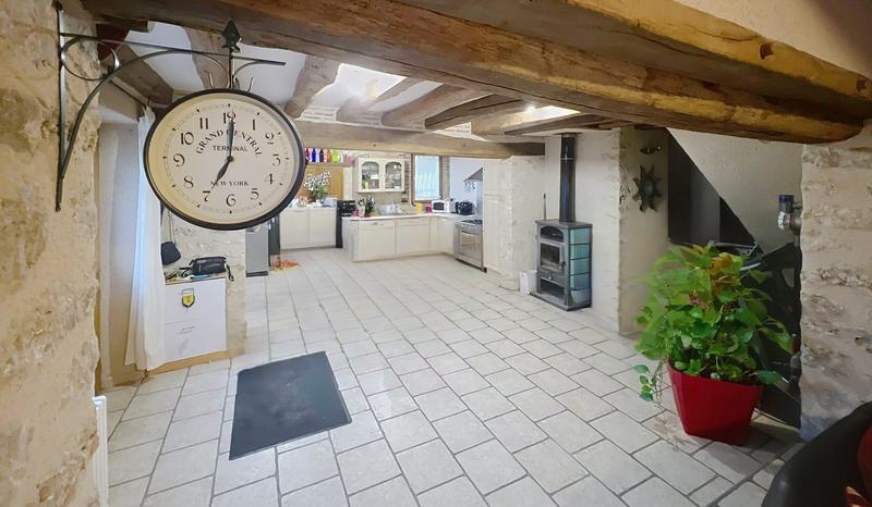 Maison ancienne - 138 m² - 6 pièces