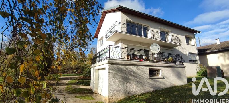 Appartement - 100 m² - 5 pièces