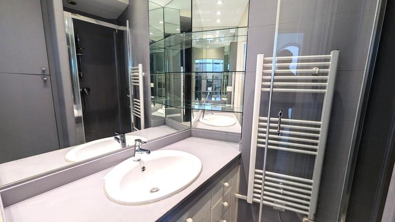 Appartement - 86 m² - 3 pièces