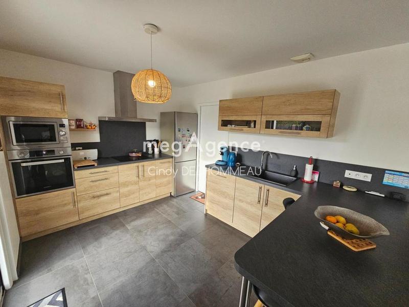 Maison - 96 m² - 4 pièces