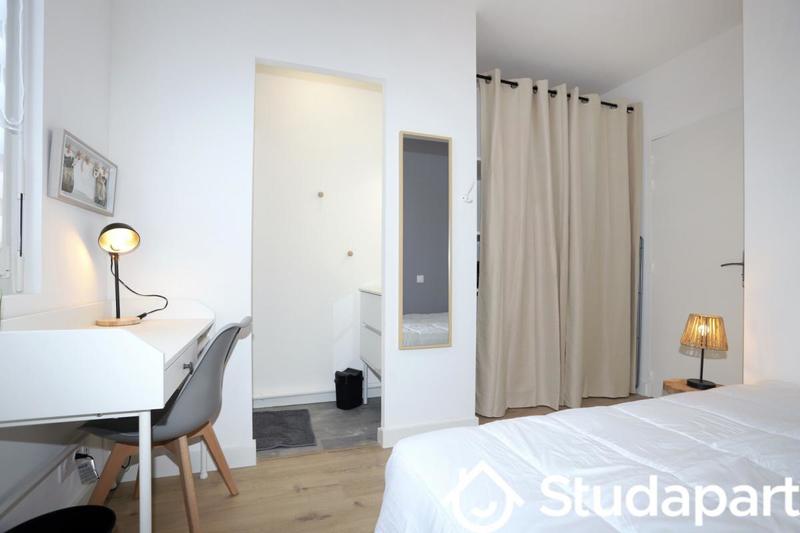 Chambre - 29 m² - 1 pièce