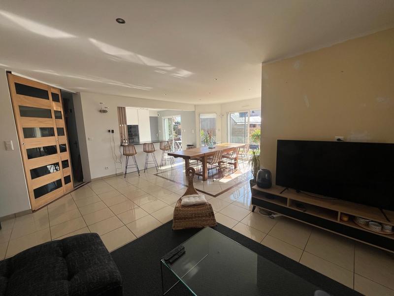 Maison - 142 m² - 7 pièces