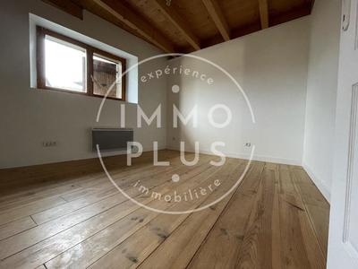 Appartement - 105 m² - 4 pièces