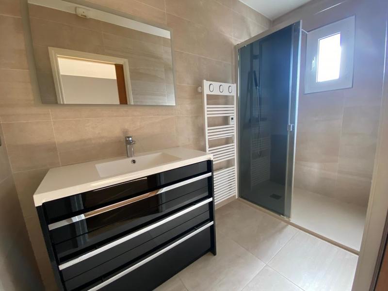 Villa - 180 m² - 6 pièces