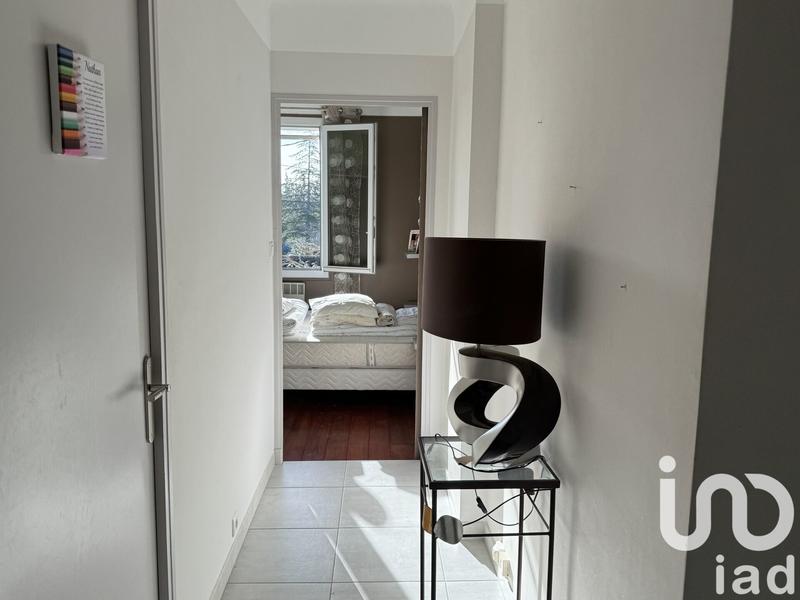 Maison - 300 m² - 9 pièces