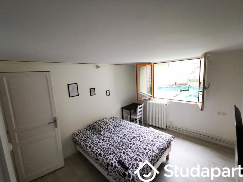 Chambre - 12 m² - 1 pièce