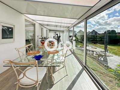 Maison - 213 m² - 6 pièces