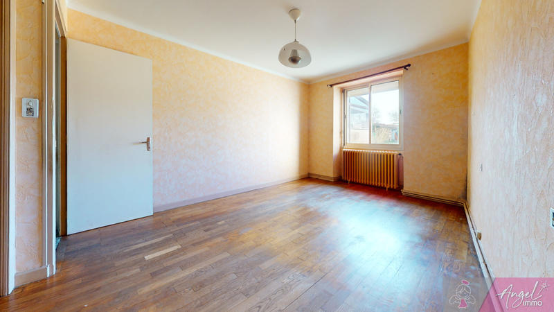 Maison de village - 110 m² - 5 pièces