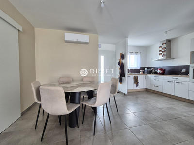 Maison contemporaine - 90 m² - 4 pièces