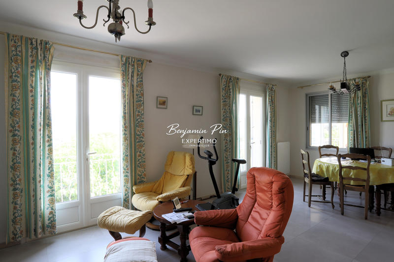 Villa - 161 m² - 6 pièces