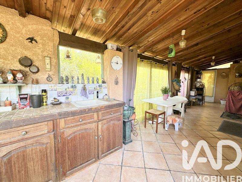 Maison - 230 m² - 9 pièces