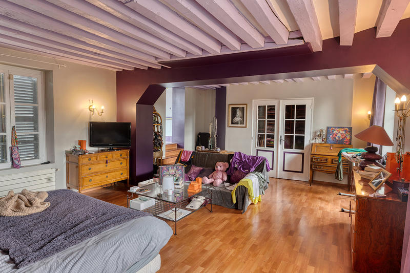 Maison - 250 m² - 7 pièces