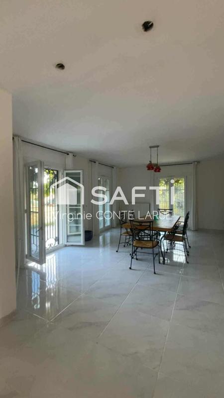 Maison - 228 m² - 6 pièces