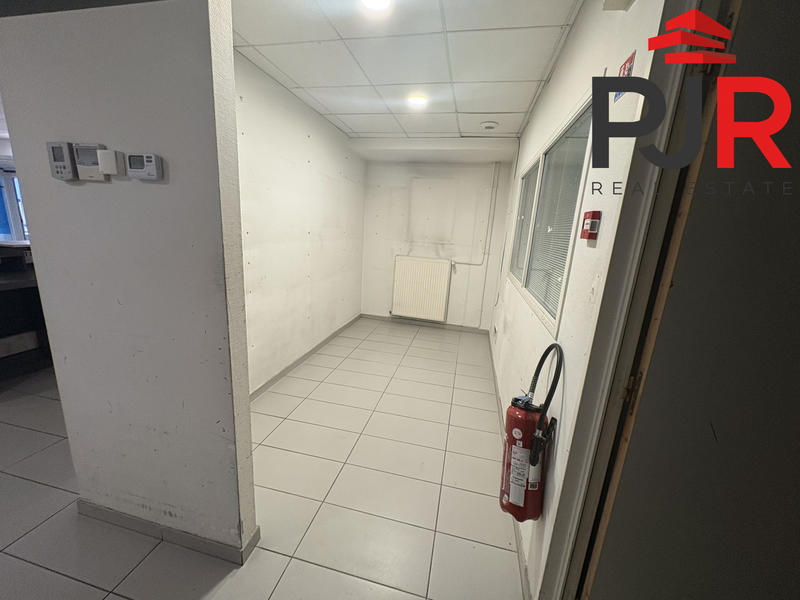 Local commercial - 255 m²