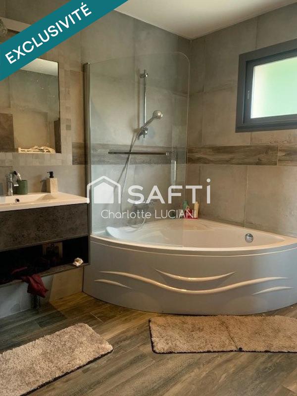 Appartement - 160 m² - 6 pièces