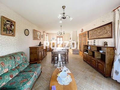 Maison - 80 m² - 4 pièces