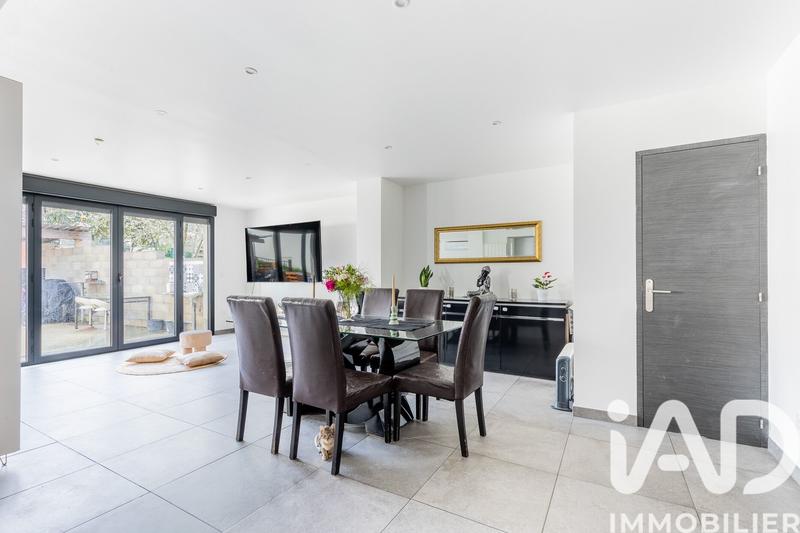 Maison - 130 m² - 6 pièces