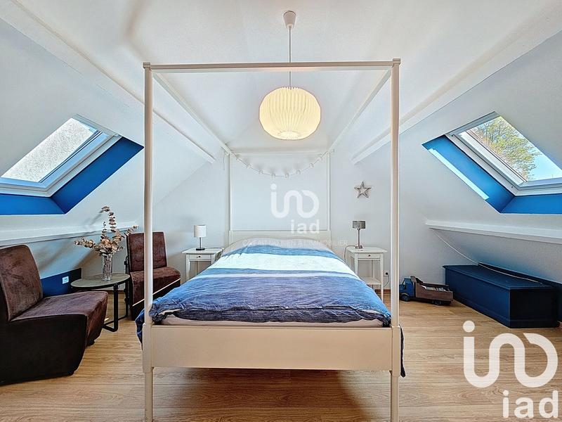 Maison - 220 m² - 9 pièces