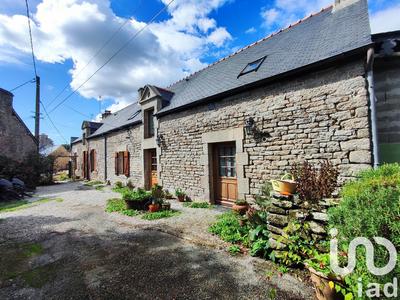 Maison - 152 m² - 8 pièces