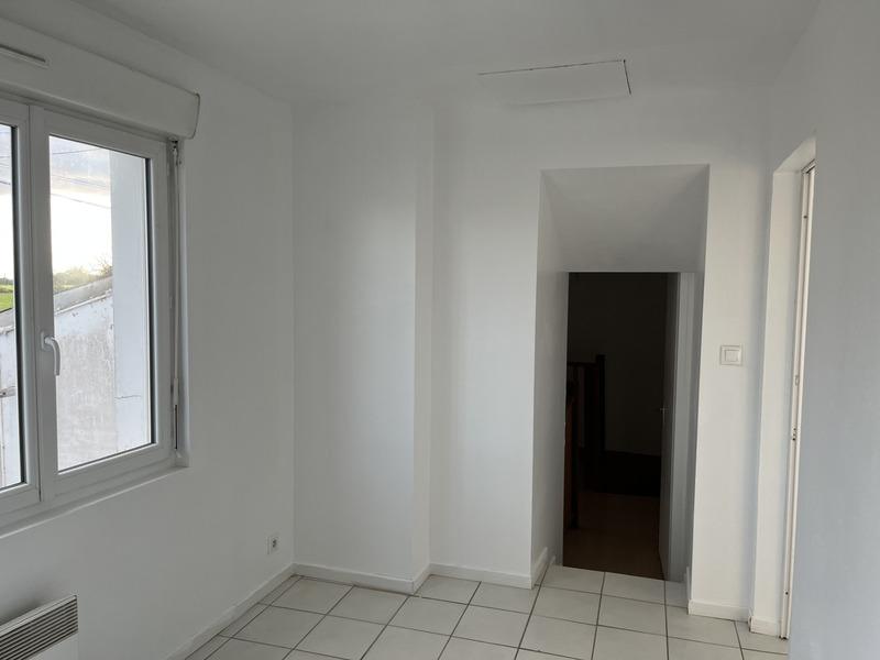 Maison - 89 m² - 7 pièces