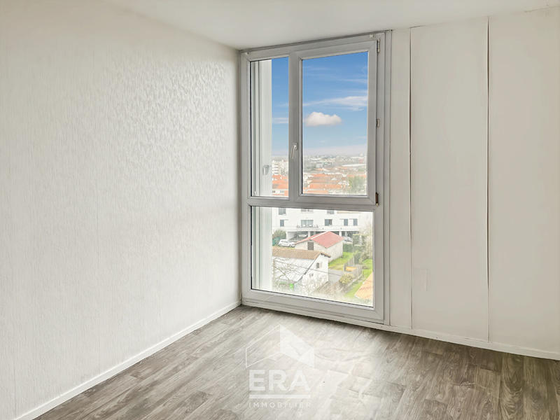 Appartement - 70 m² - 4 pièces