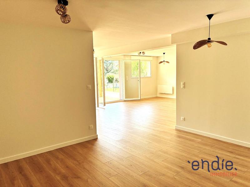 Appartement - 80 m² - 3 pièces