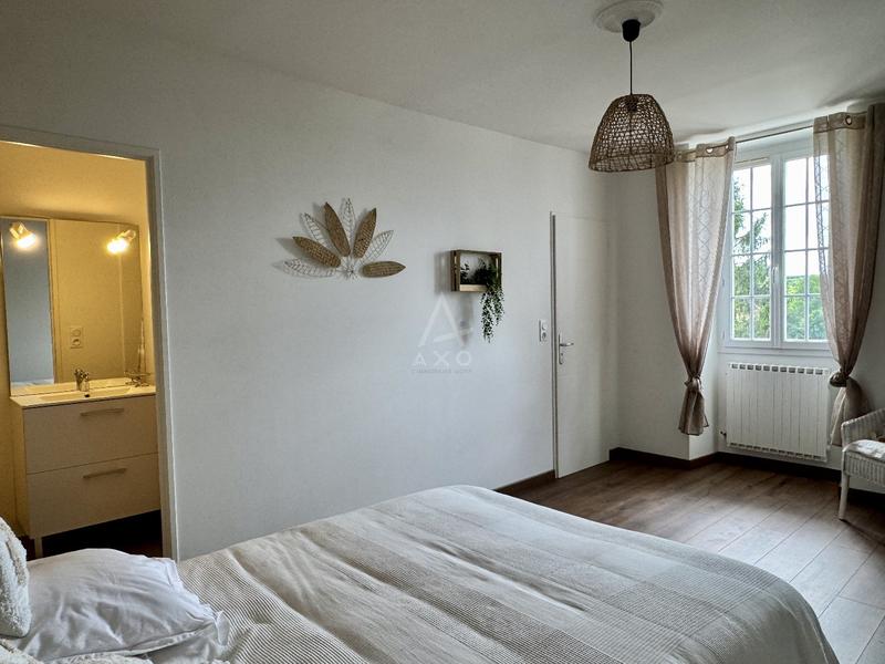 Maison - 160 m² - 9 pièces