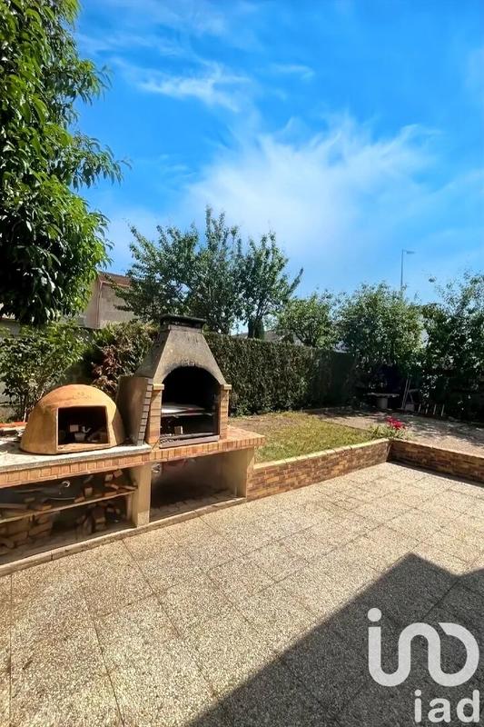 Maison - 99 m² - 5 pièces