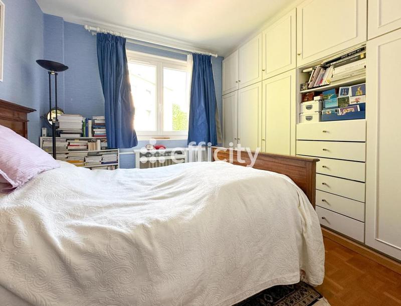 Appartement - 80 m² - 4 pièces