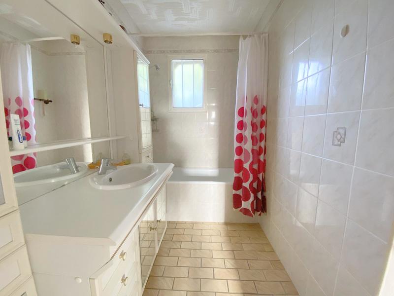 Maison - 87 m² - 4 pièces