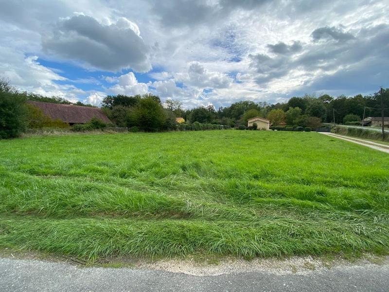 Terrain constructible - 2 170 m²
