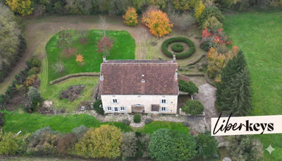 Maison de maîtres - 300 m² - 6 pièces