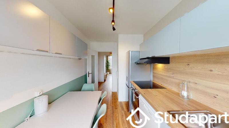 Chambre - 9 m² - 1 pièce