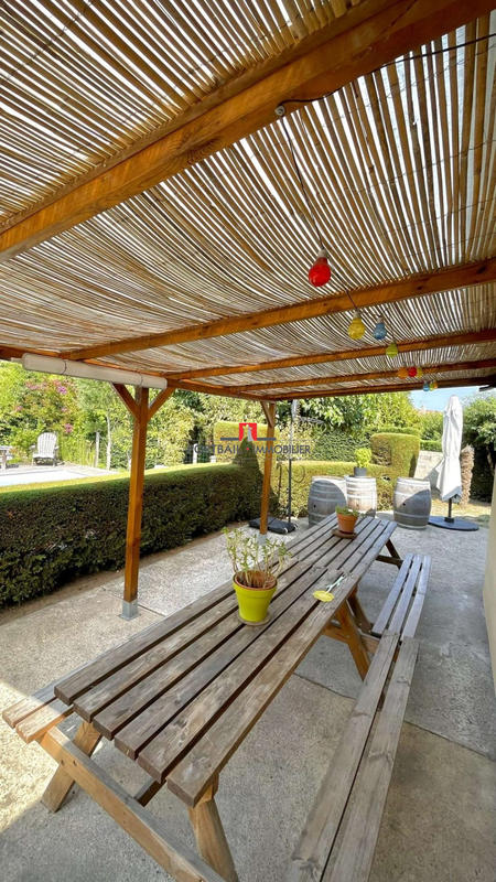 Maison - 98 m² - 4 pièces