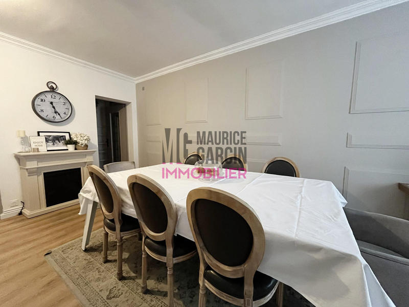 Maison - 180 m² - 6 pièces