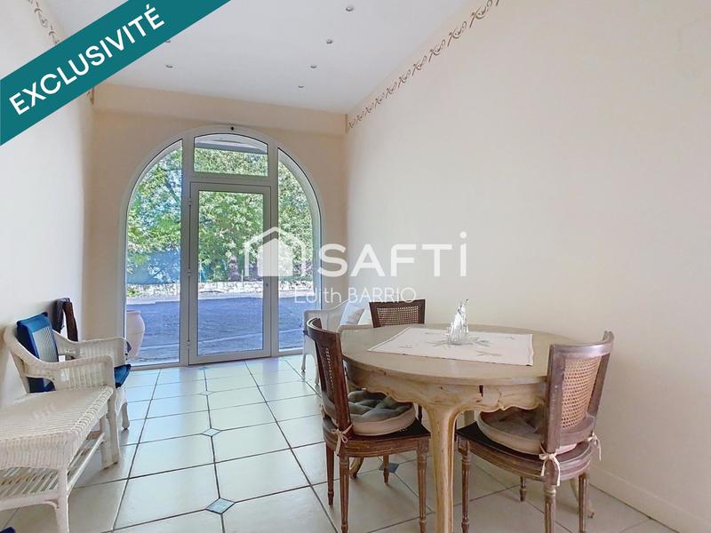 Maison - 195 m² - 6 pièces