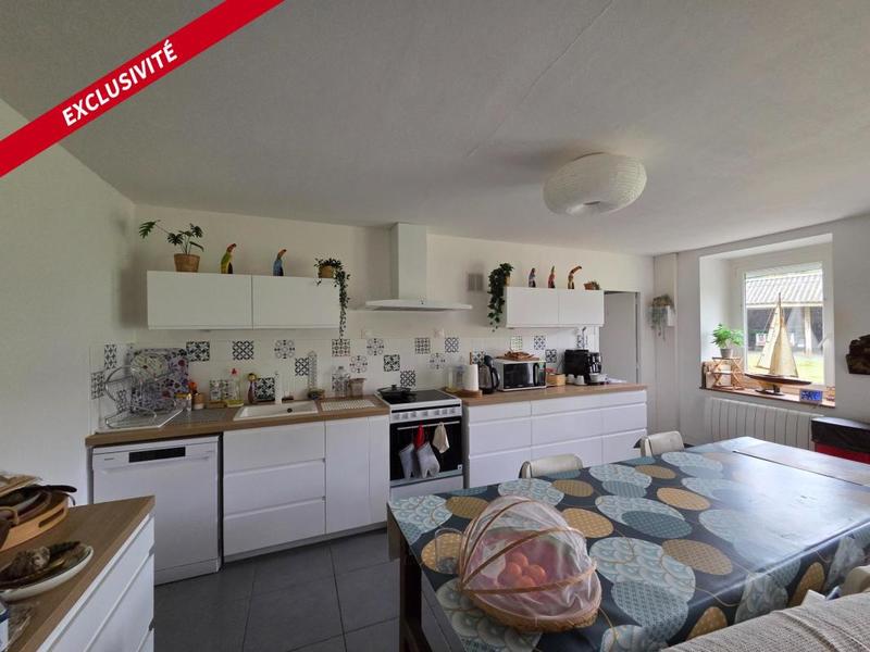 Maison en pierre - 143 m² - 6 pièces