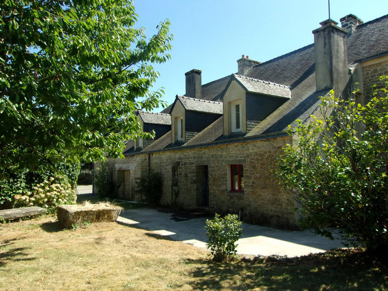 Maison - 150 m² - 7 pièces
