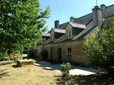 Maison - 150 m² - 7 pièces