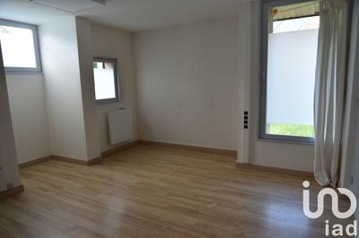 Maison - 251 m² - 16 pièces