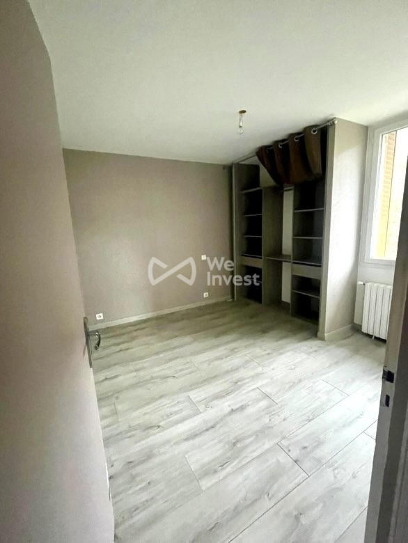 Appartement - 85 m² - 5 pièces
